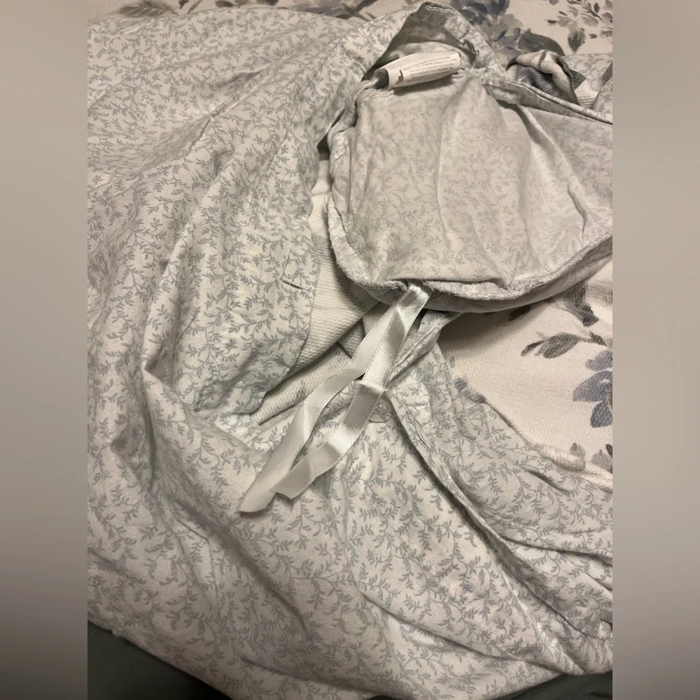 Laura Ashley laura ashley